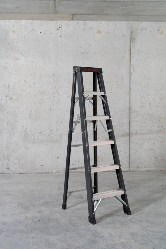 Escabeau 4 pieds + EffiTray  + Accessoires - Effitray